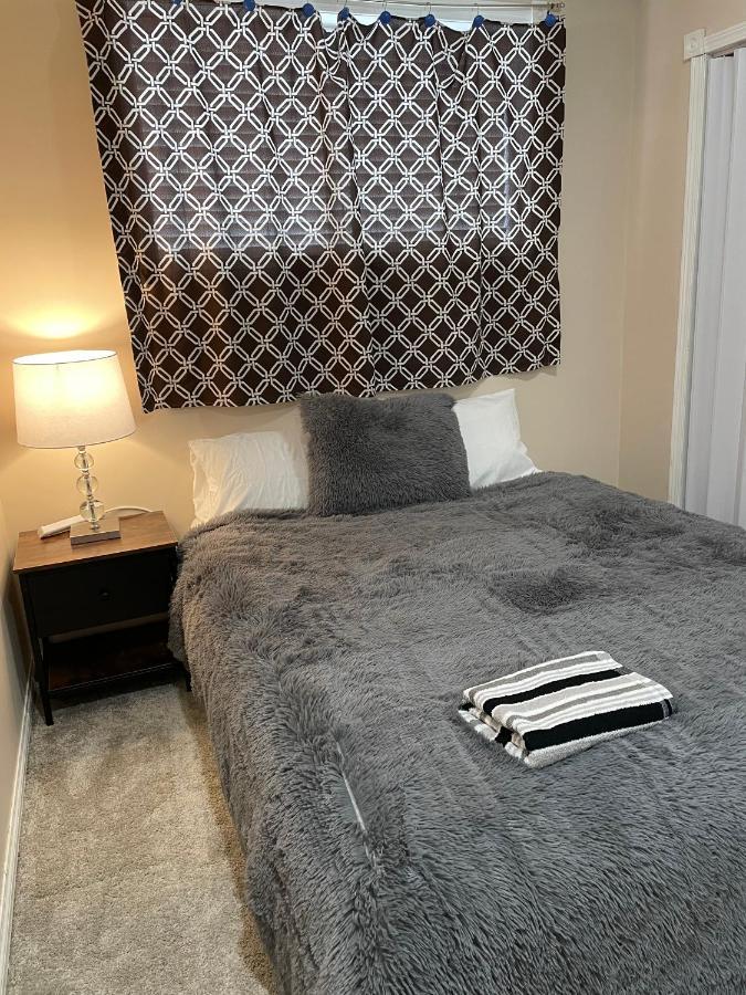 Super Luxury & Cozy Lower Level Apartment In Nw Calgary, Ab Close To Banff Exteriör bild